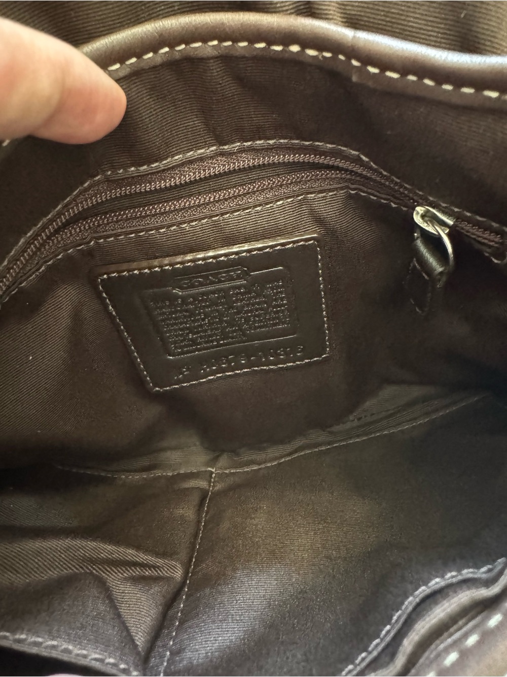 Coach Vintage Soho Brown Leather Shoulder Bag with Buckle Detail - Picture 8 of 8